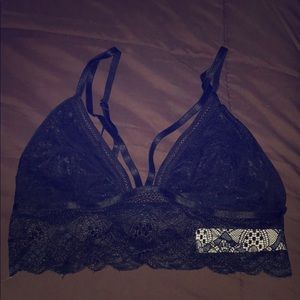 bralette.